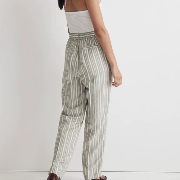 Madewell The Tailored Tapered Pant in Striped
Linen-Blend. Size 0. Green & White - Picture 3 of 14